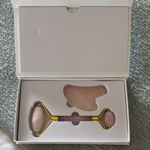 Pink Facial Roller and Gua Sha Set